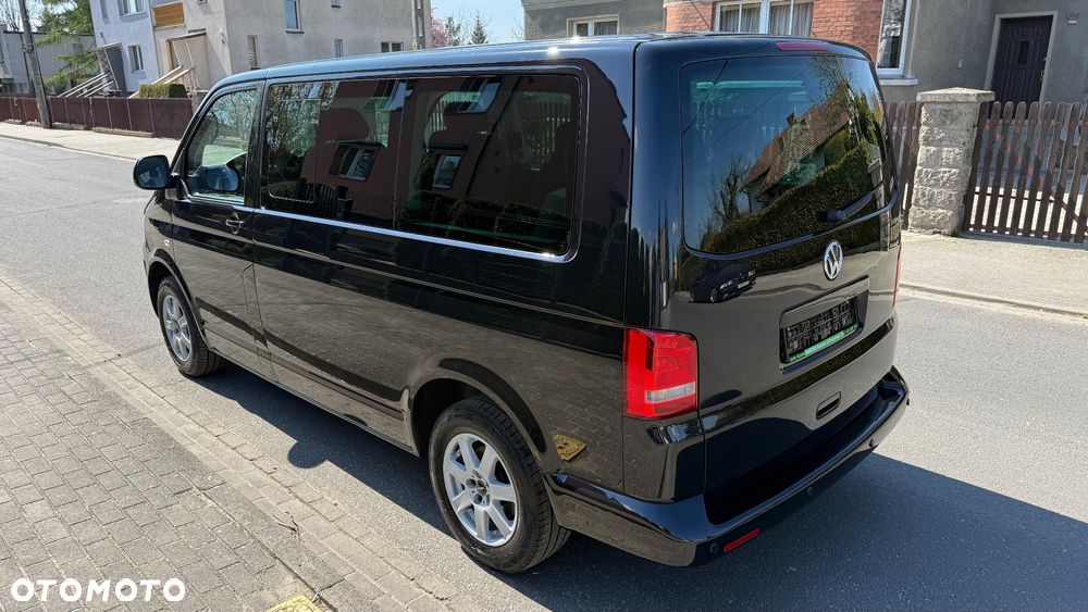 Volkswagen Multivan - 29