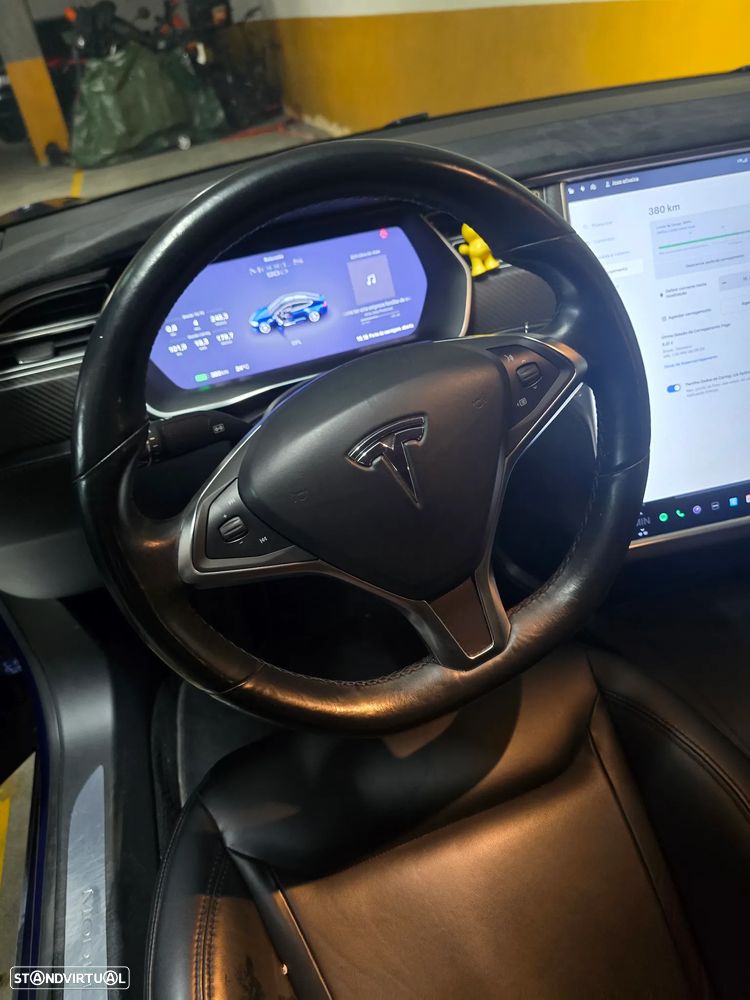 Tesla Model S 90D AWD - 22