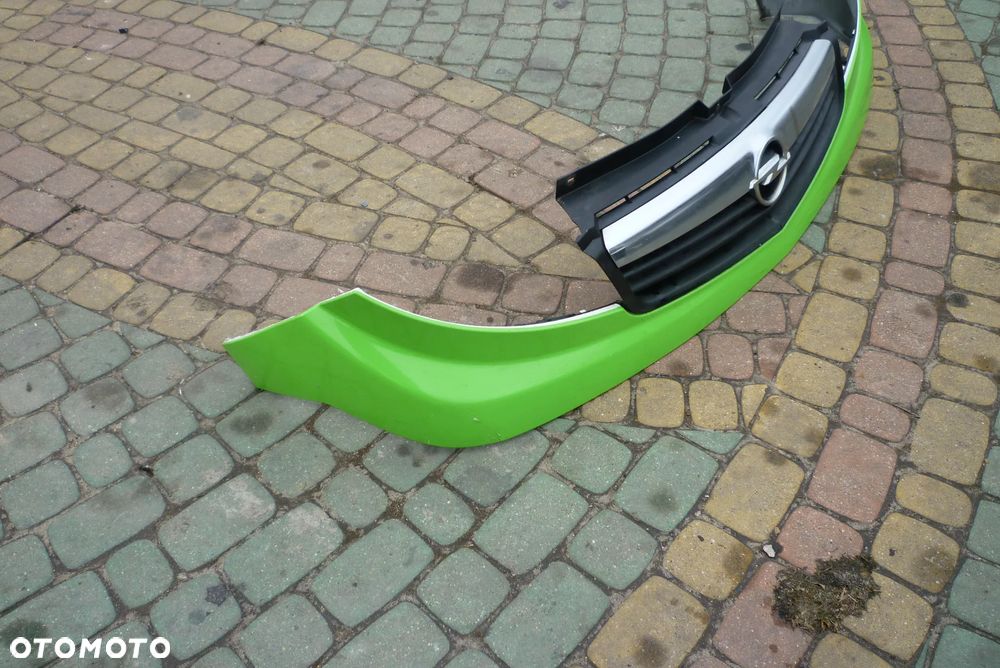 atrapa grill Vivaro Trafic Lift - 2