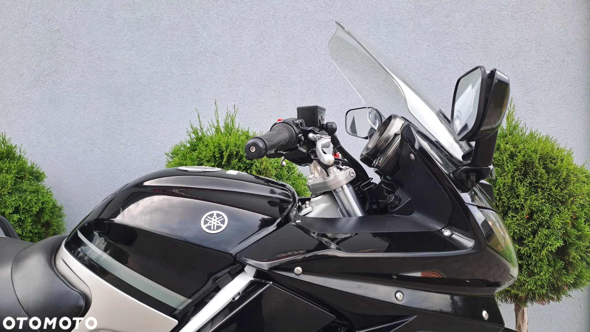Yamaha FJR - 19