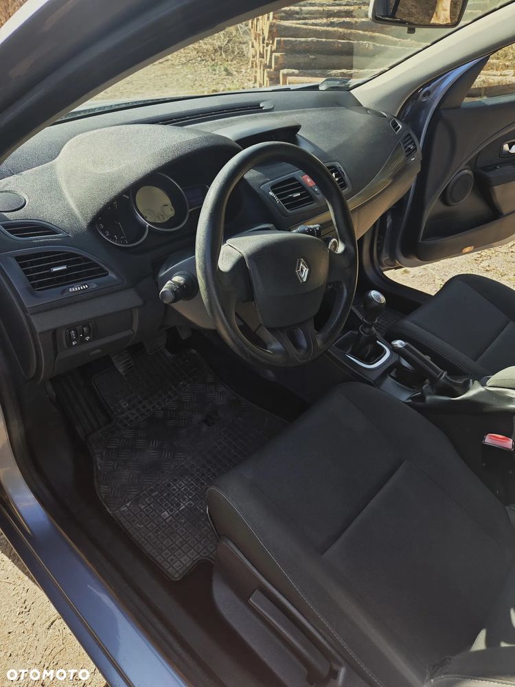 Renault Megane 1.6 16V Authentique - 7