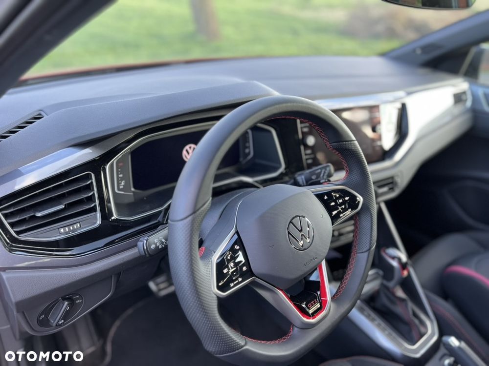 Volkswagen Polo - 10
