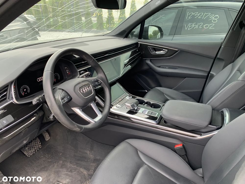 Audi Q7 - 13