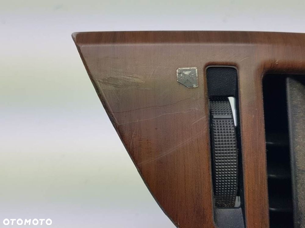 KRATKA NAWIEWU 8070A070 PRAWA PAJERO IV 2007 EU - 3