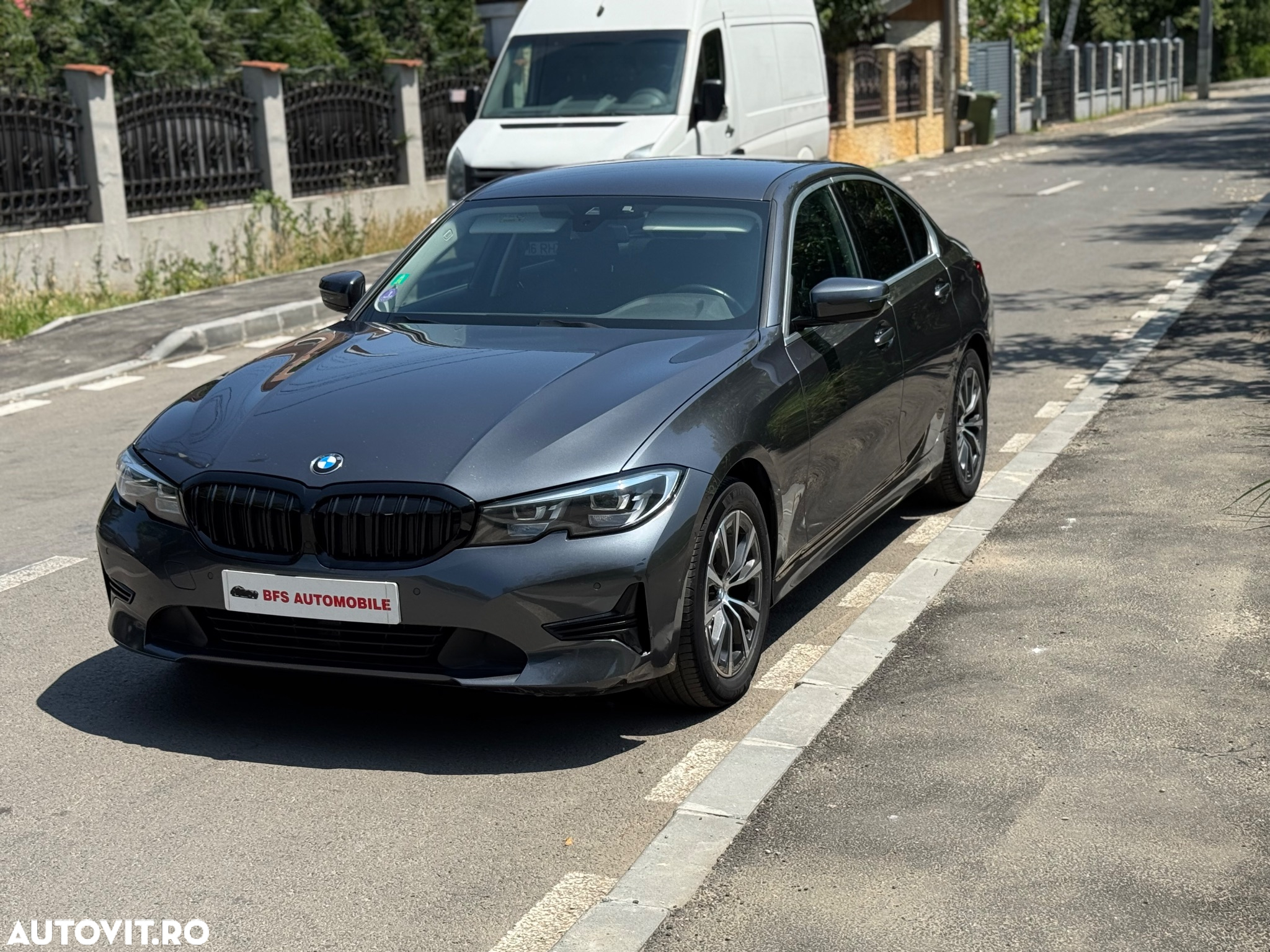 BMW Seria 3 320i AT - 18