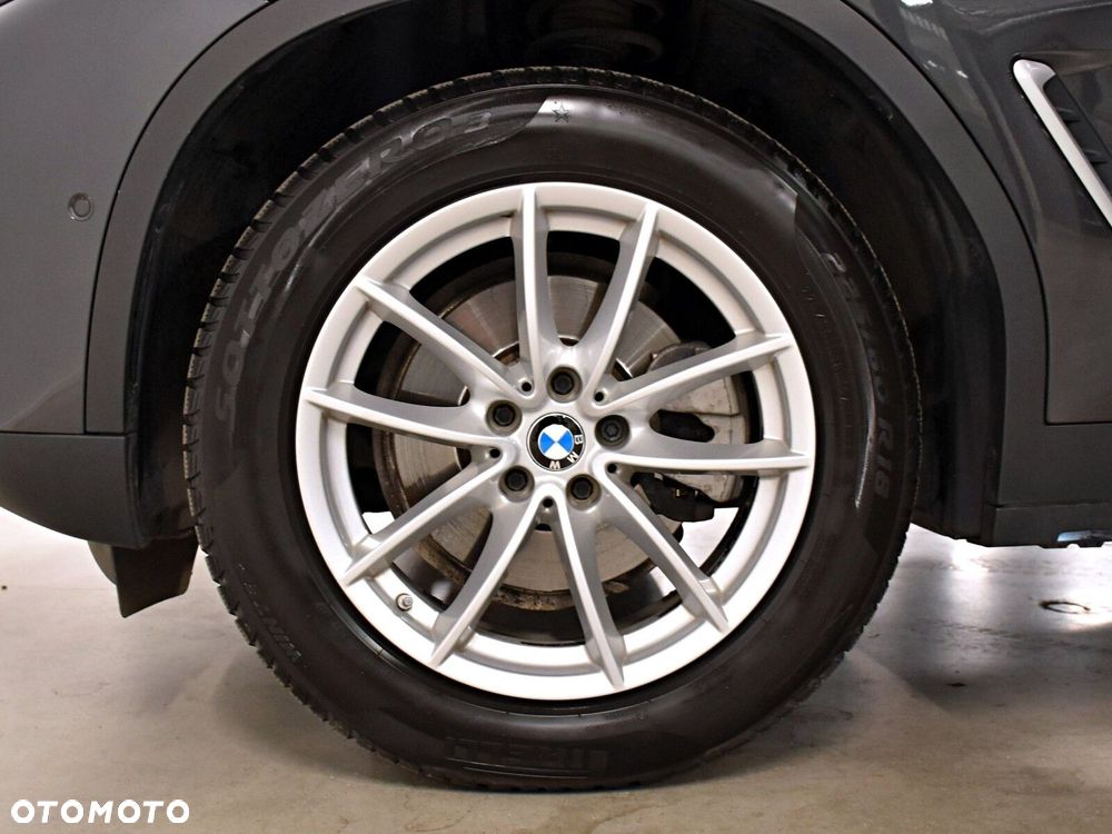 BMW X3 - 32