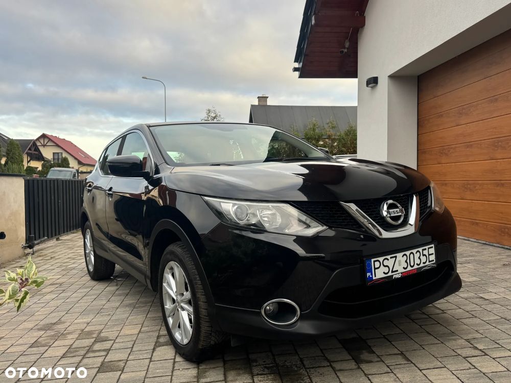 Nissan Qashqai - 1