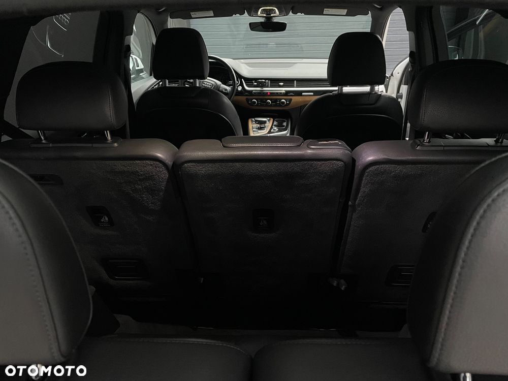 Audi Q7 - 17