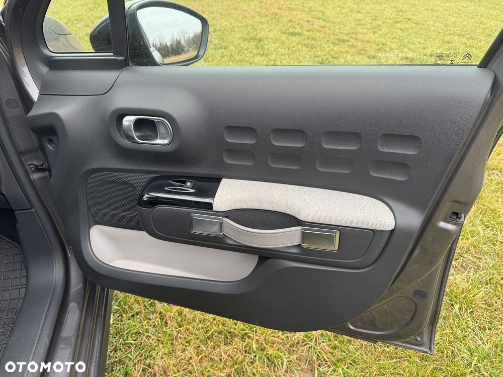 Citroën C3 Pure Tech 110 S&S EAT6 SHINE - 11