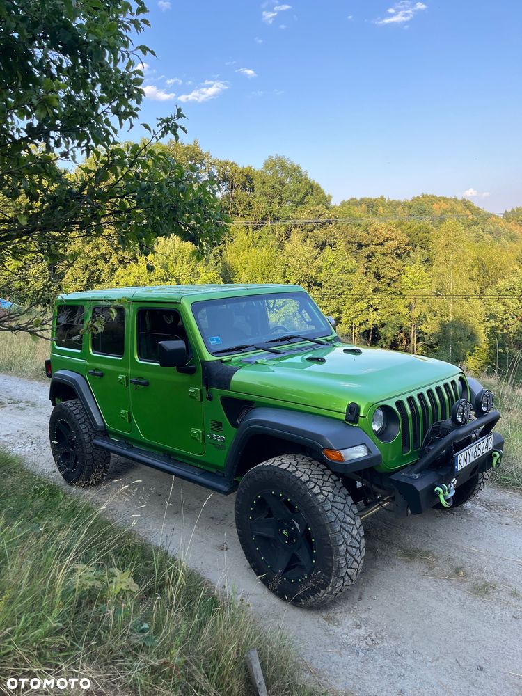 Jeep Wrangler - 2