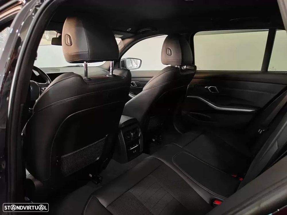 BMW 320 e Line Sport Auto - 56