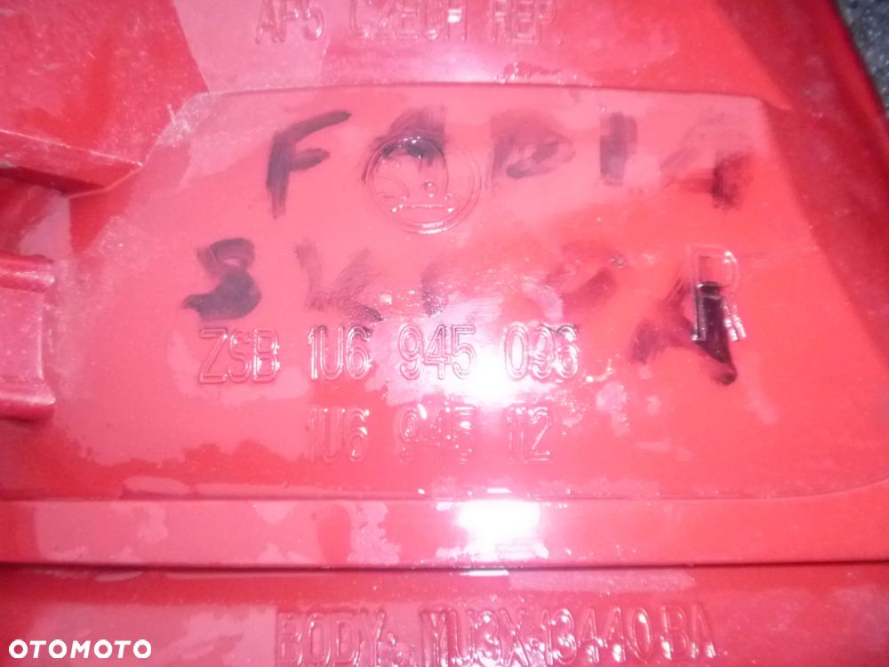 SKODA OCTAVIA 1 I LIFT LAMPA PRAWY TYŁ HB 1U6945096 ORYGINAŁ - 4