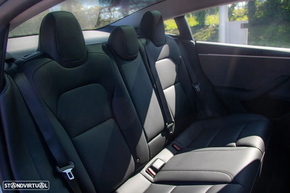 Tesla Model 3 Tração Traseira Premium - 31