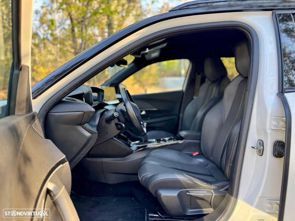 Peugeot 2008 1.2 PureTech GT - 7