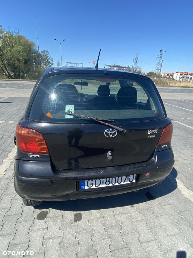 Toyota Yaris - 2