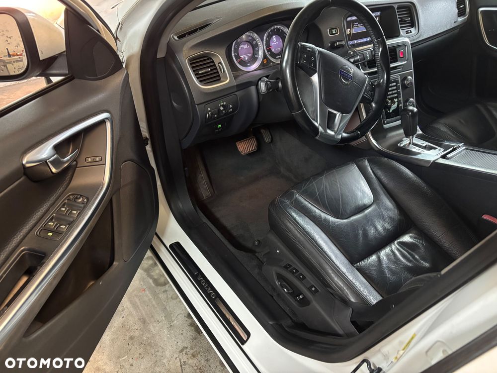 Volvo S60 ver-2-5-t5 - 6