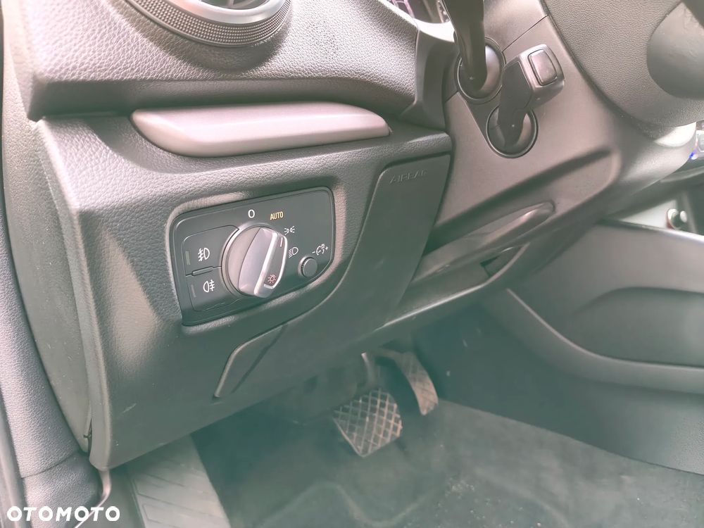 Audi A3 Sportback 1.4 TFSI S tronic Ambiente - 10