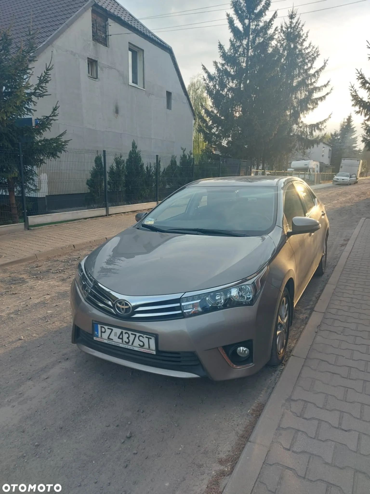 Toyota Corolla 1.6 Premium - 1