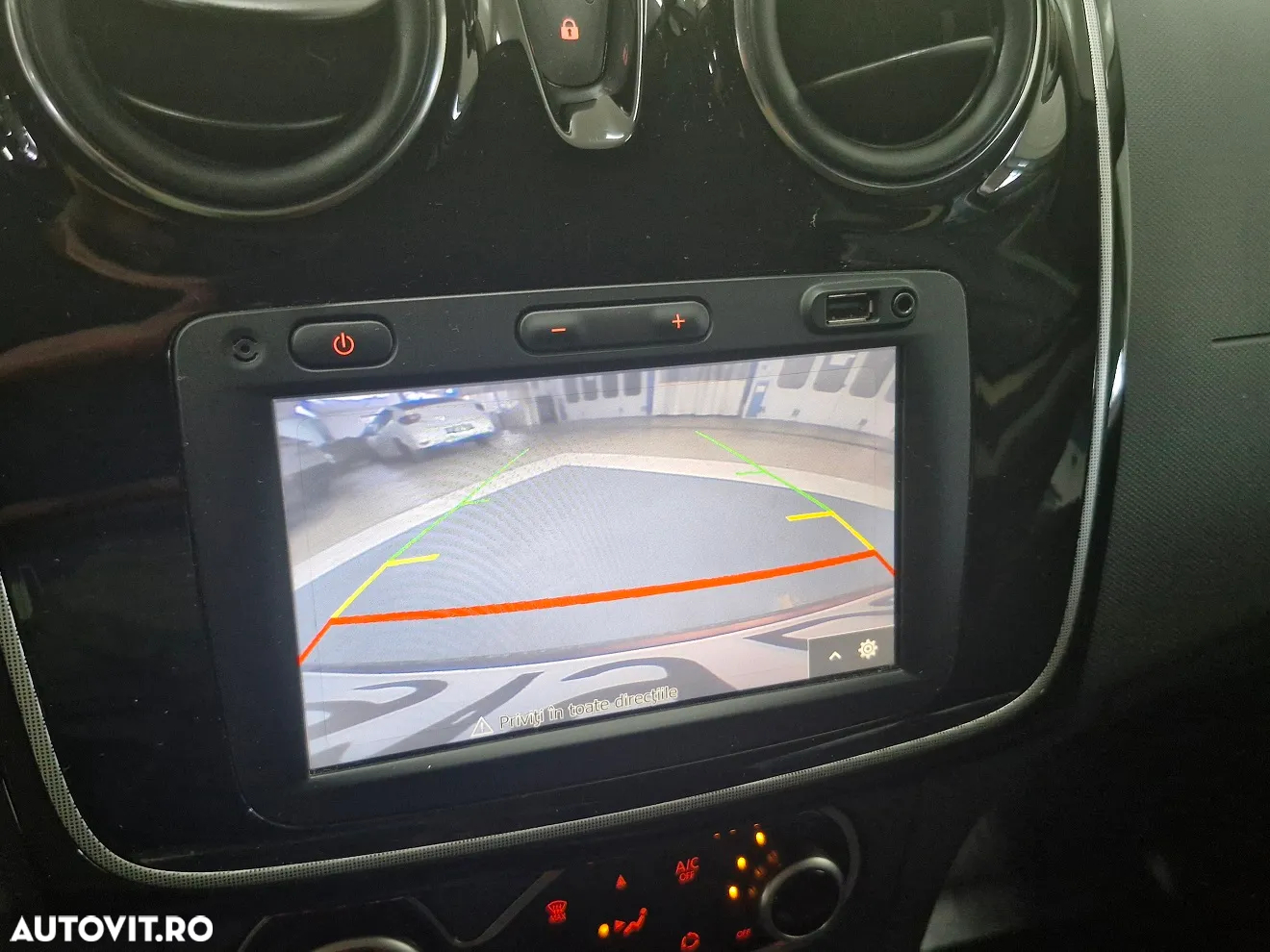 Dacia Logan 0.9 TCe SL Techroad - 10