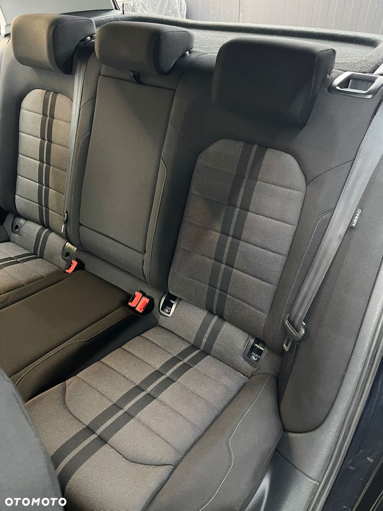 Volkswagen Golf 1.2 TSI BlueMotion Technology MATCH - 20