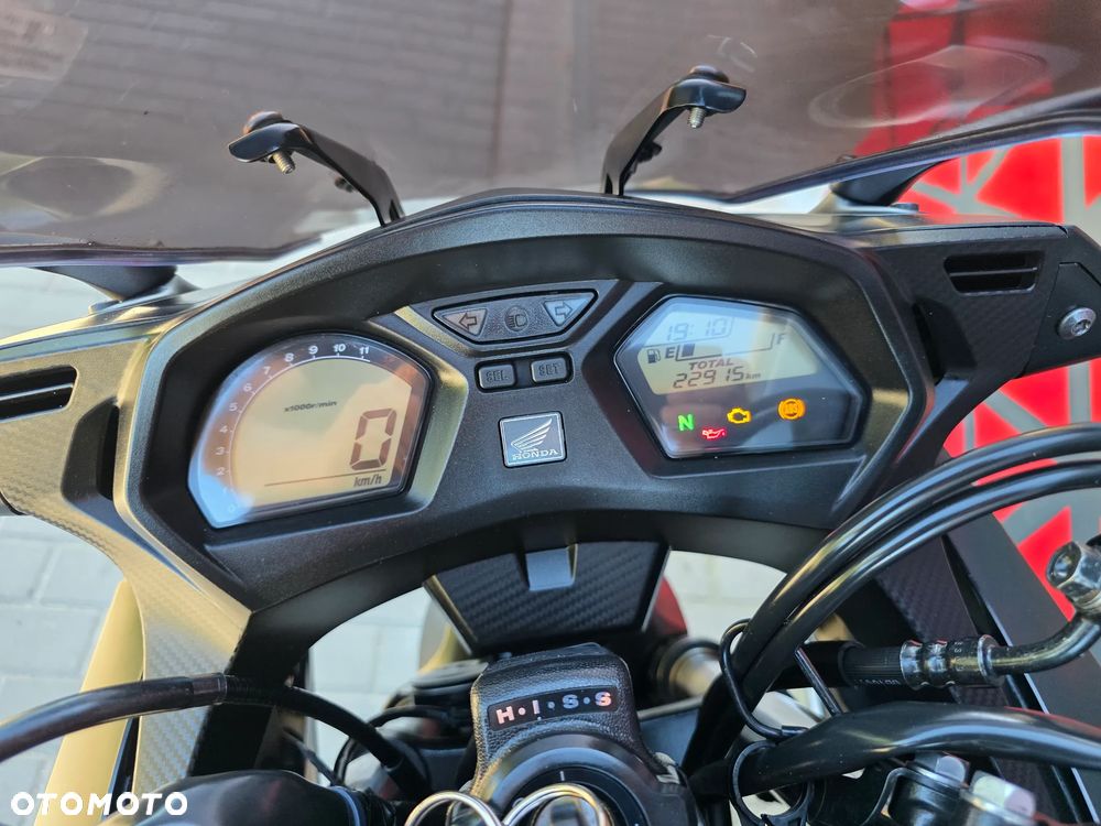 Honda CBR - 19