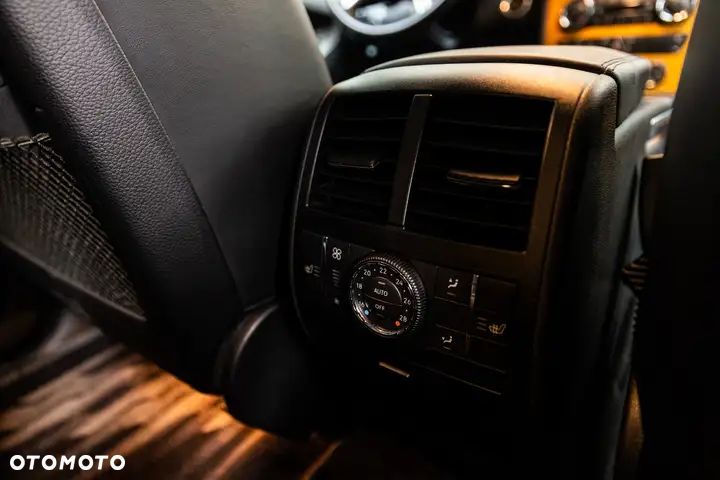 Mercedes-Benz GL 500 4Matic 7G-TRONIC - 28
