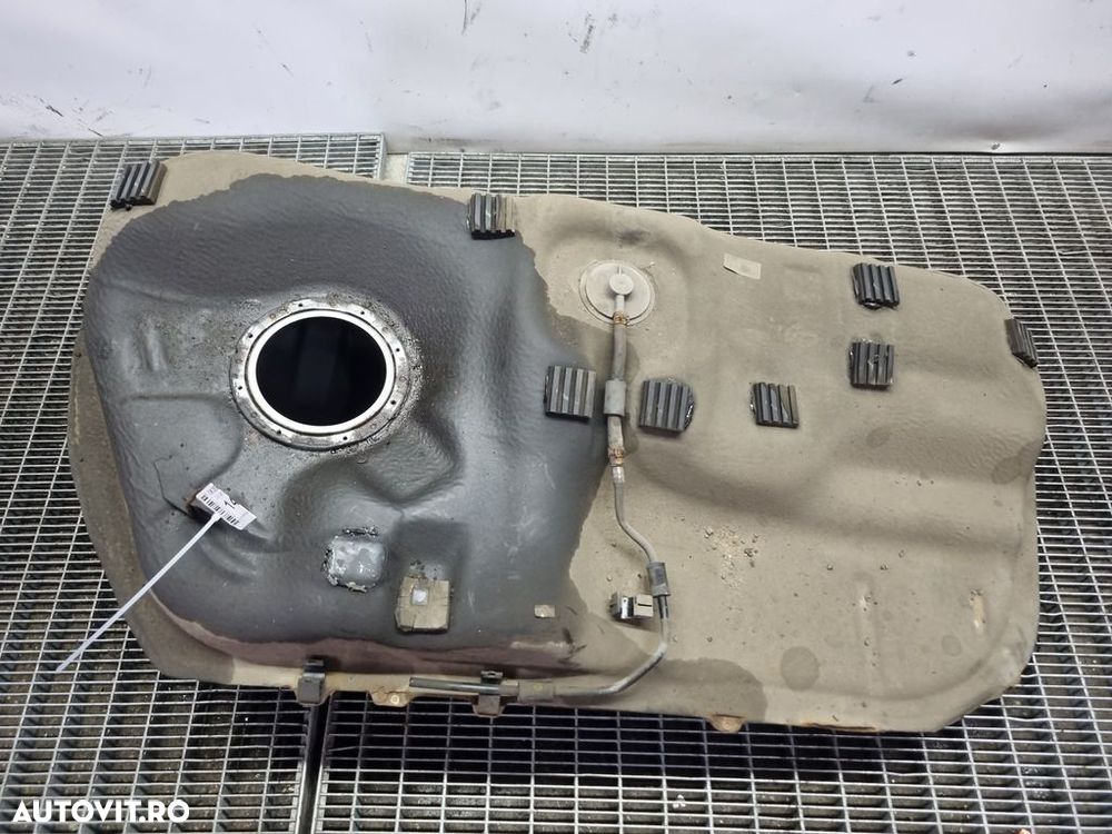Rezervor combustibil Hyundai IX35 2.0 CRDI 2010 - 2019 D4HA SUV 4 Usi Euro5 (1491) ... - 2