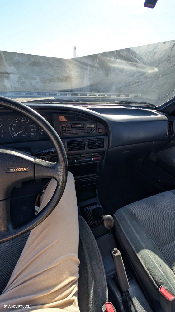 Toyota Corolla Liftback 1.3 - 6