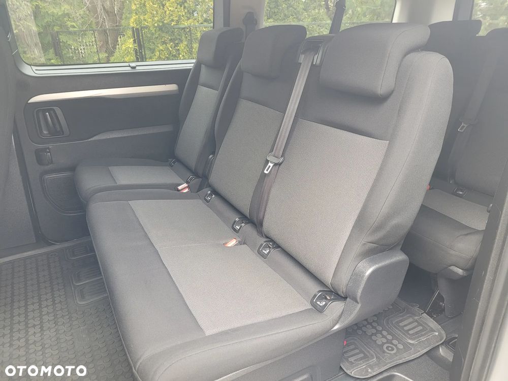 Peugeot Traveller 2.0 BlueHDi Long Business - 16