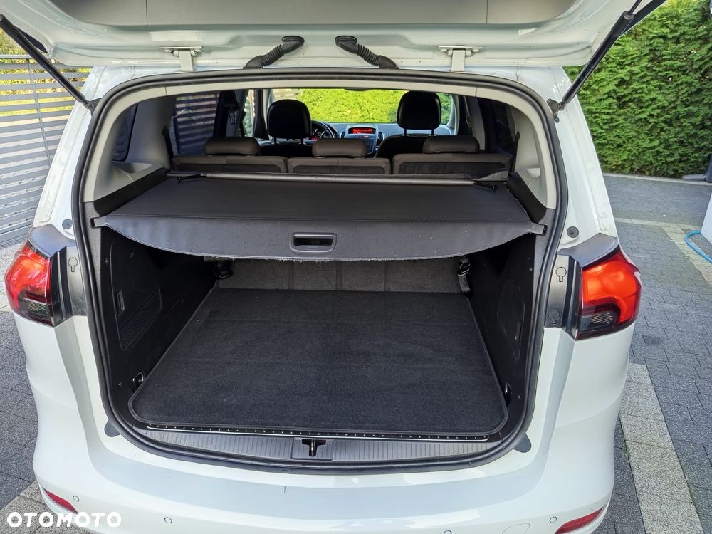 Opel Zafira Tourer 2.0 CDTI Innovation - 26