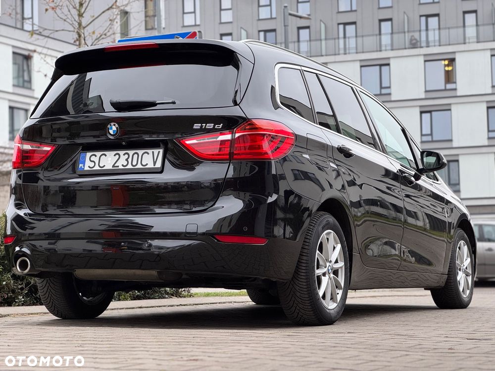 BMW Seria 2 216d Luxury Line - 9