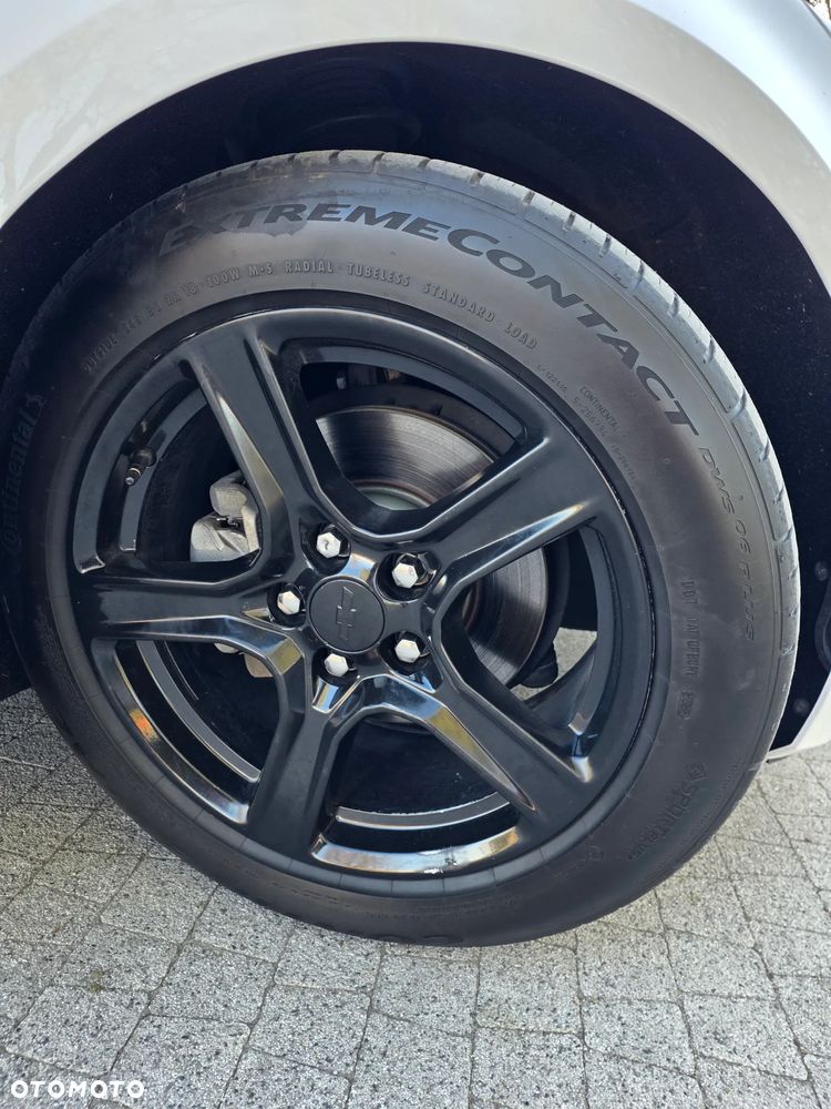 Chevrolet Camaro - 21