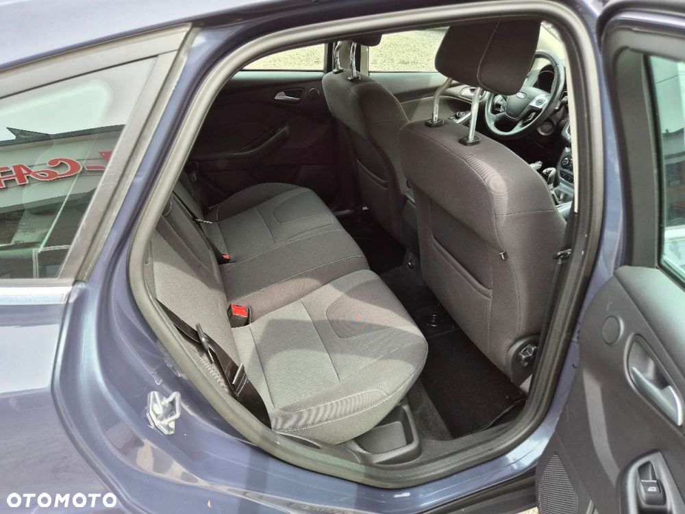 Ford Focus - 20