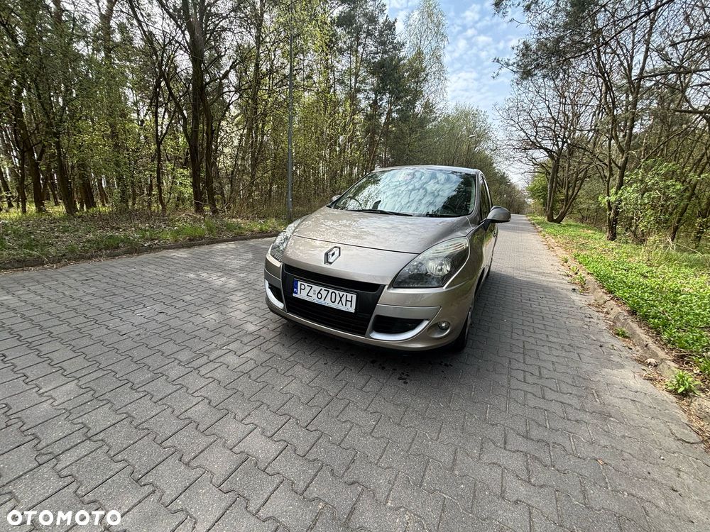Renault Scenic 1.5dCi TomTom Edition EDC - 4