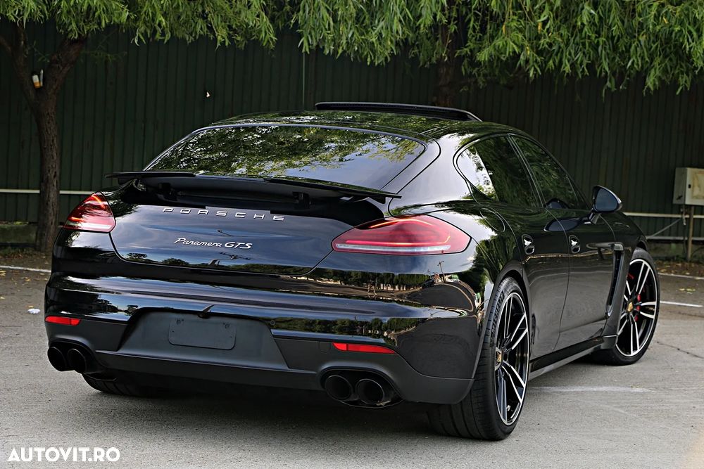 Porsche Panamera - 28