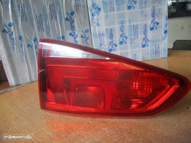 Farol Tras 5G0945094m VW GOLF 7 2013 1.2TSI 105CV MALA DRT MANUAL - 4