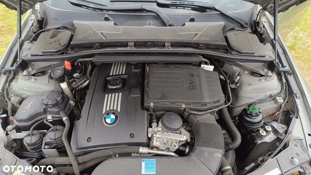 BMW Seria 3 335i xDrive Edition Exclusive - 14