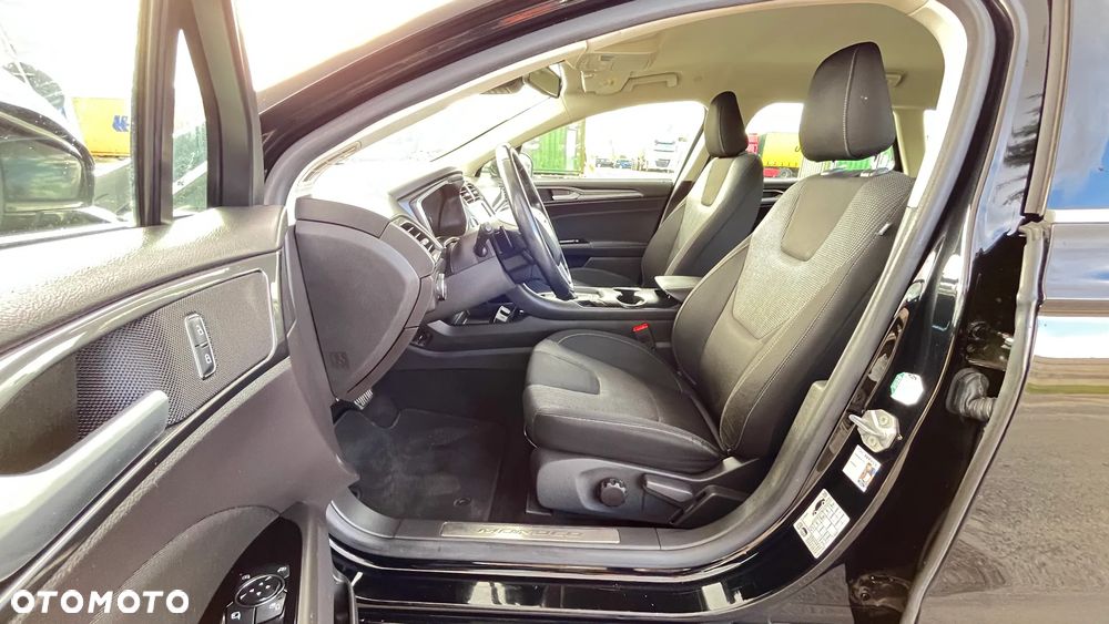 Ford Mondeo 2.0 EcoBlue Titanium - 11