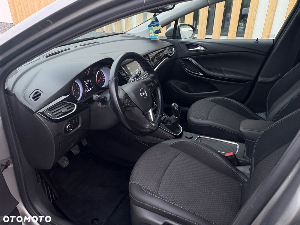 Opel Astra - 28