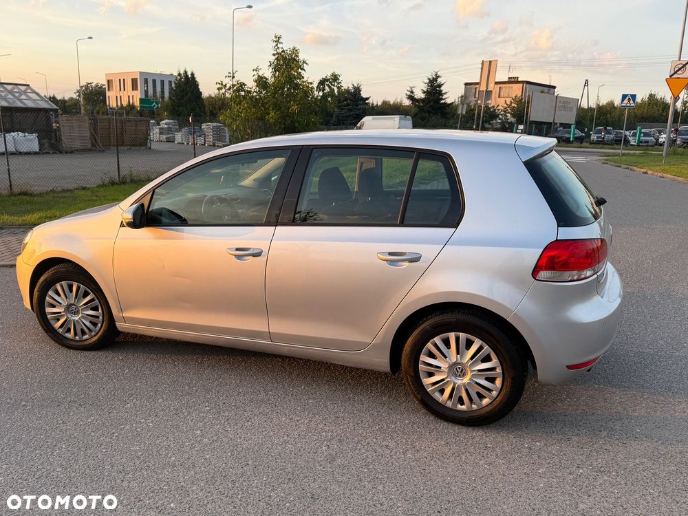 Volkswagen Golf - 4