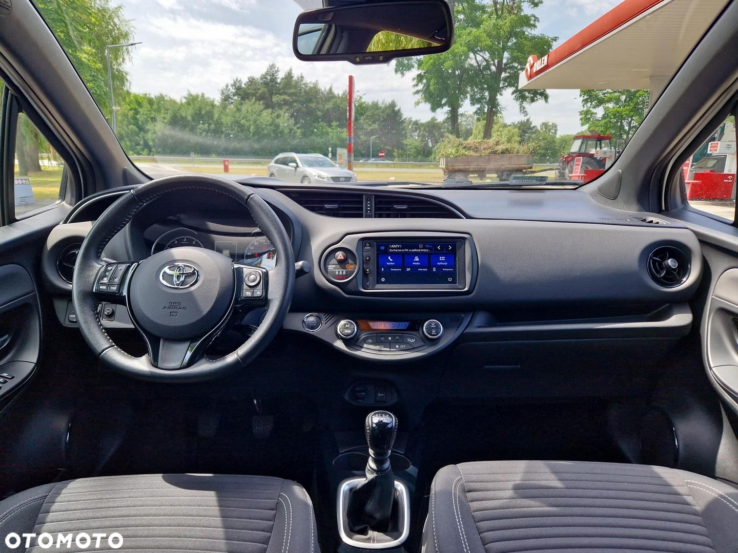 Toyota Yaris 1.5 Selection - 11