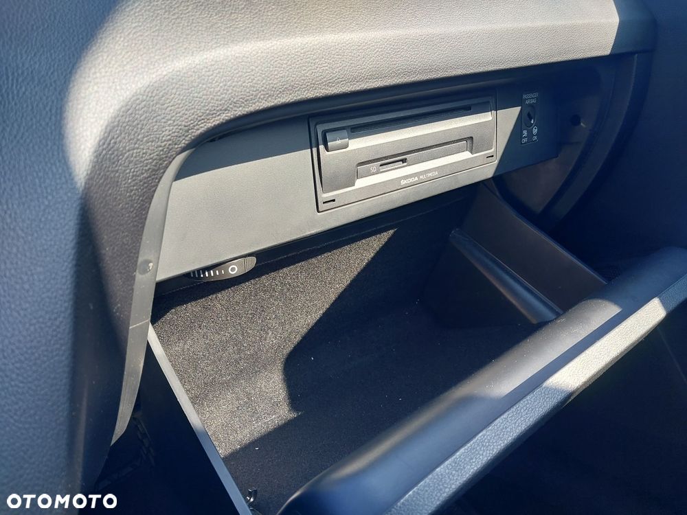 Skoda Octavia 1.4 TSI Ambition - 11