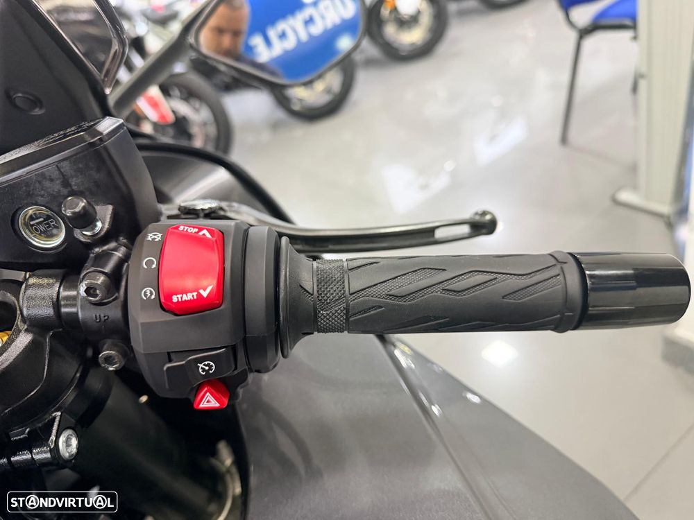 Suzuki Hayabusa - 7