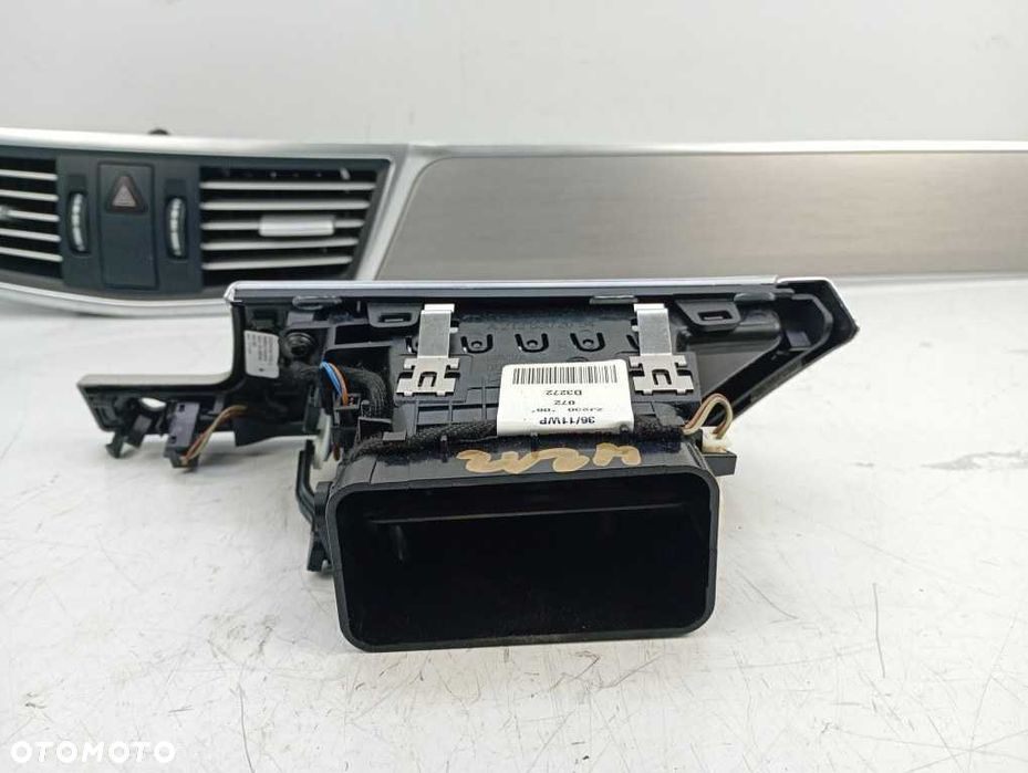 dekor konsoli kratka nawiewu listwa chrom mercedes w212 e-klassa A2128302854 - 5