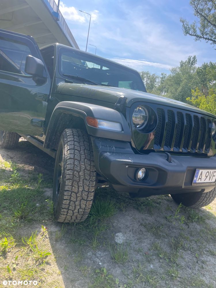 Jeep Wrangler - 18