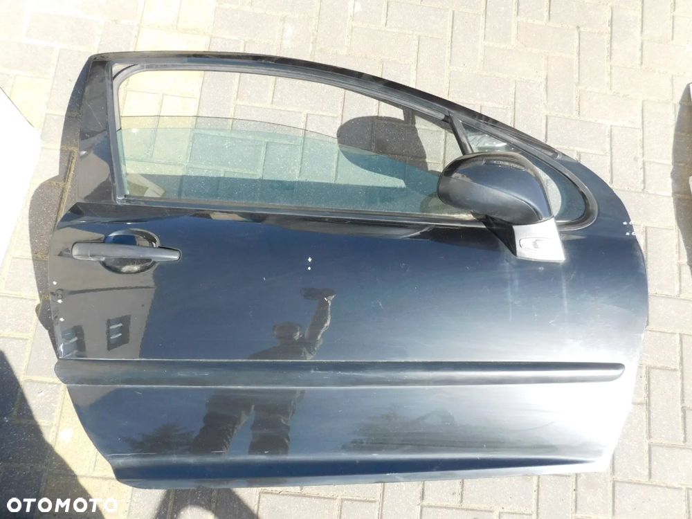 drzwi prawe PEUGEOT 207 3D EXLD CZARNE - 1