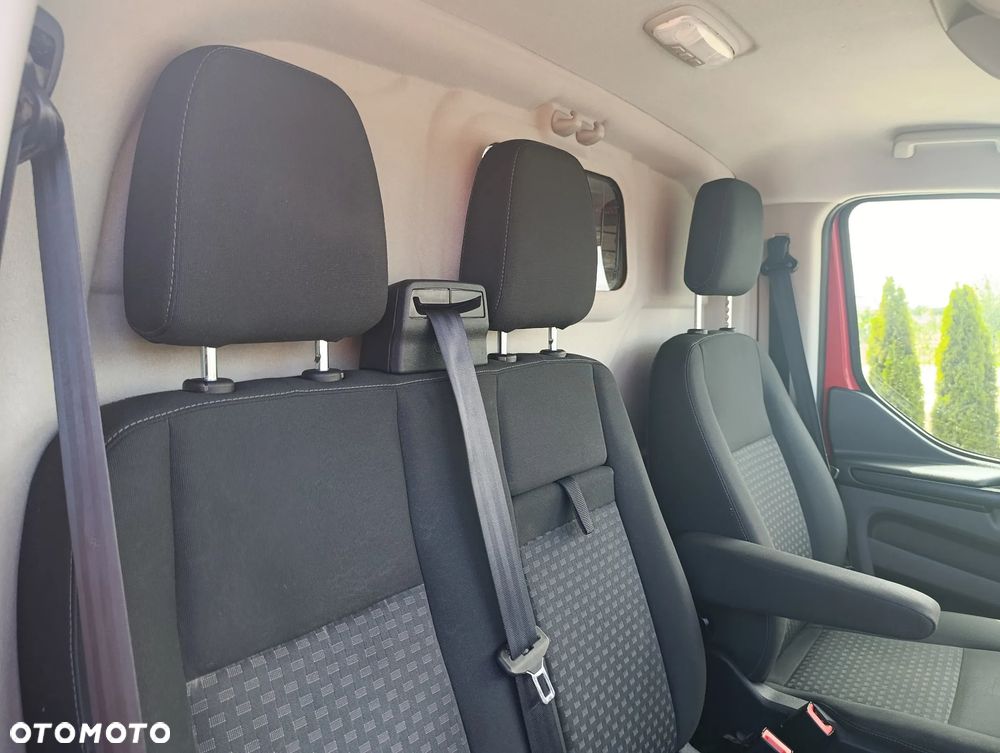Ford Transit Coustom - 16