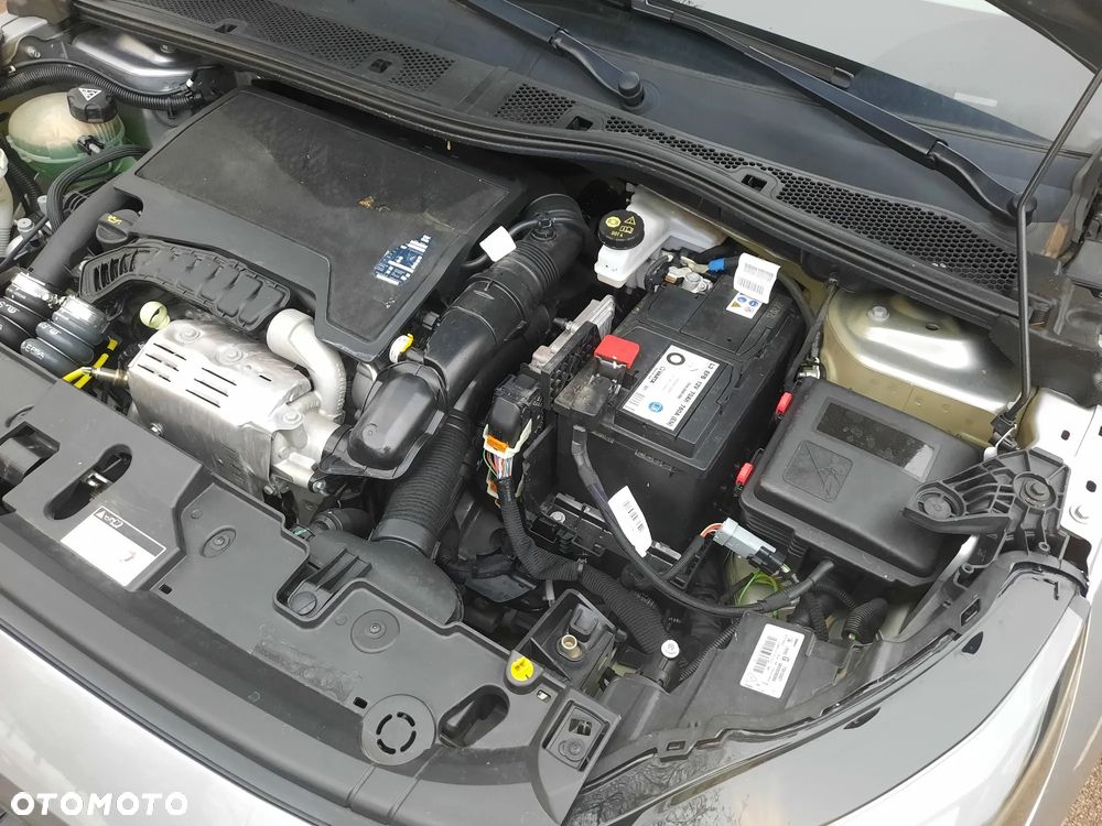 Peugeot 208 1.2 PureTech Style S&S - 22