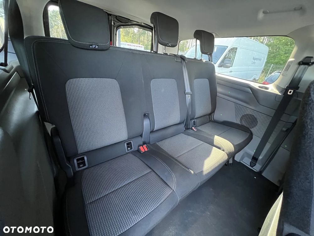 Volkswagen Caravelle - 21
