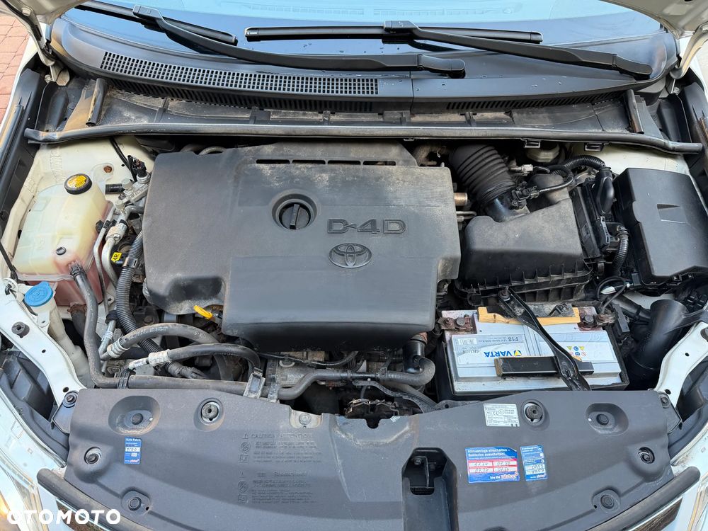 Toyota Avensis 2.0 D-4D Life - 31